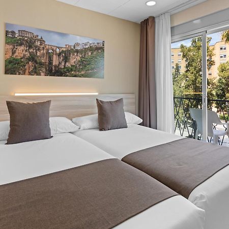 Vas Malaga Ciudad Hotel Bagian luar foto
